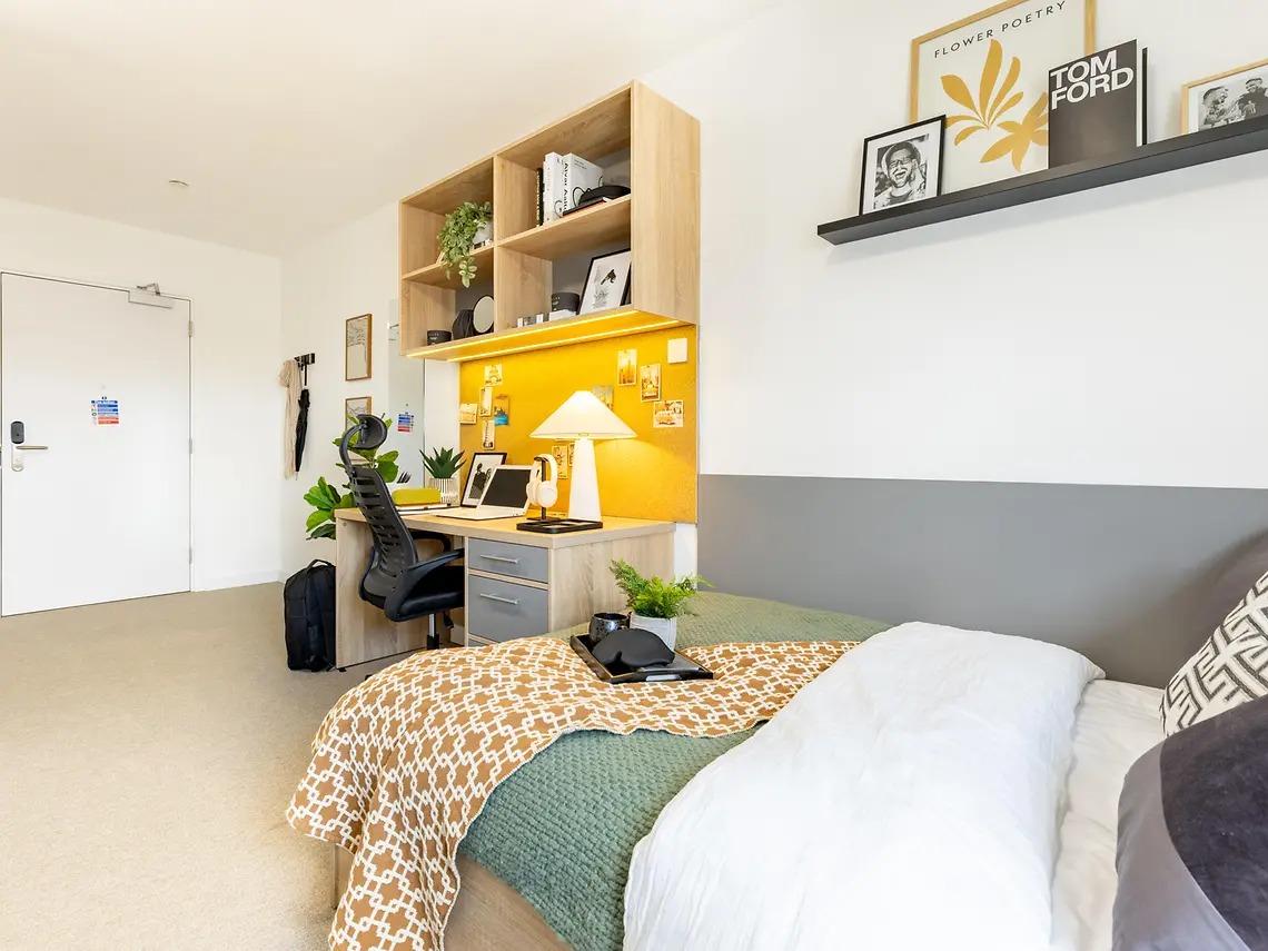 Property Image 12