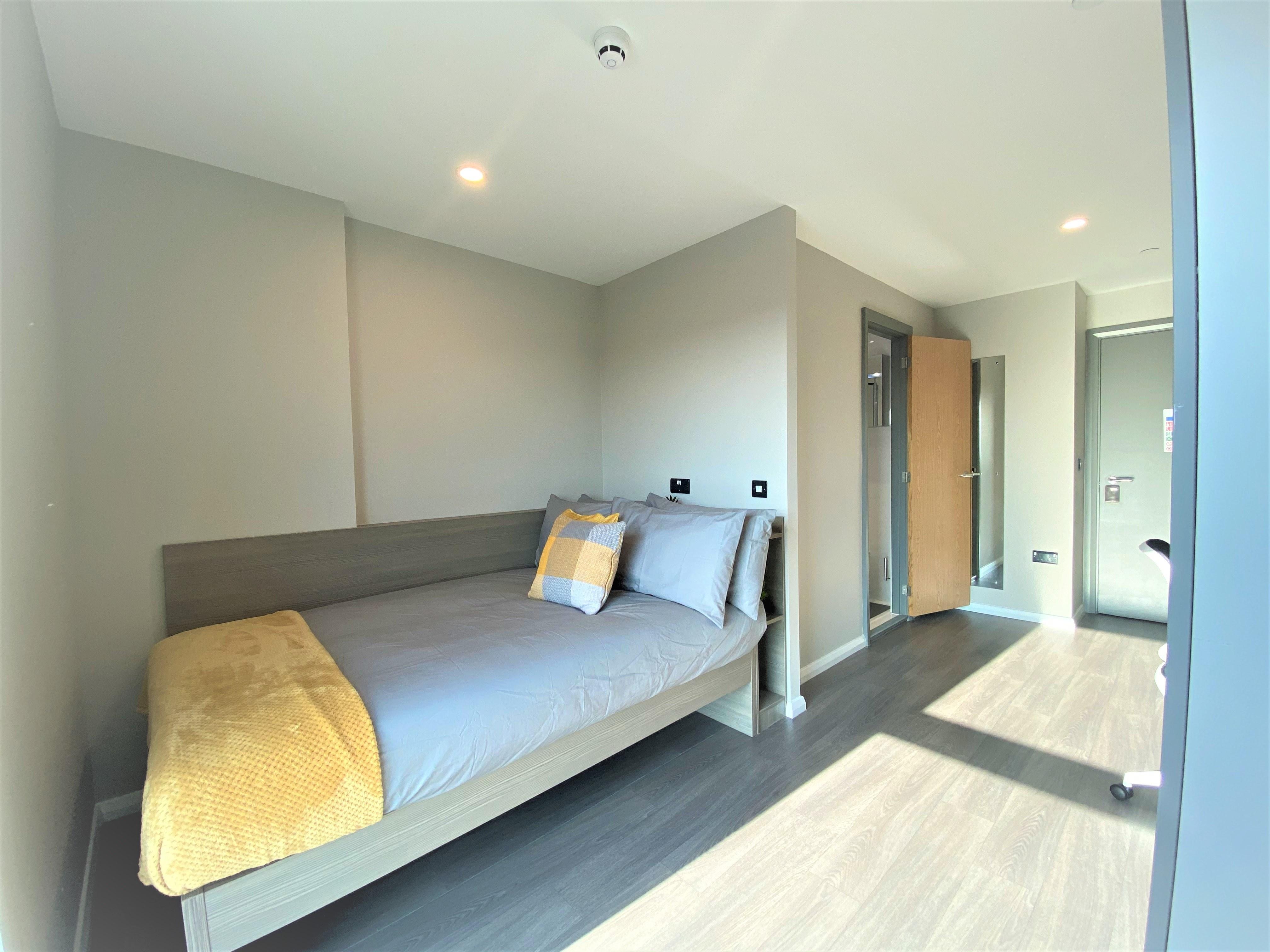 Ensuite-Silver-4_2020-10-27-183400