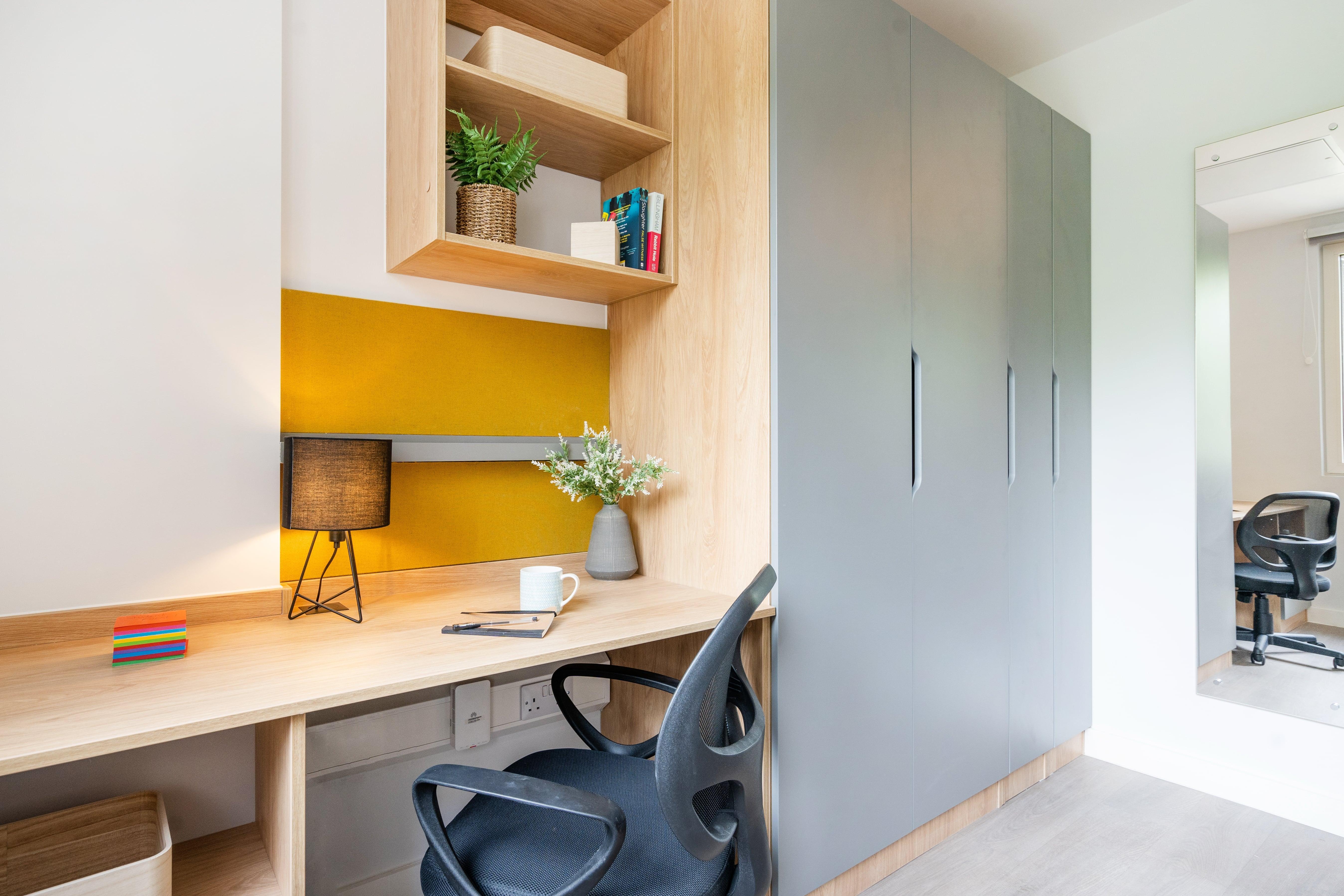 Student-Roost-Hillfort-House-Brighton-6